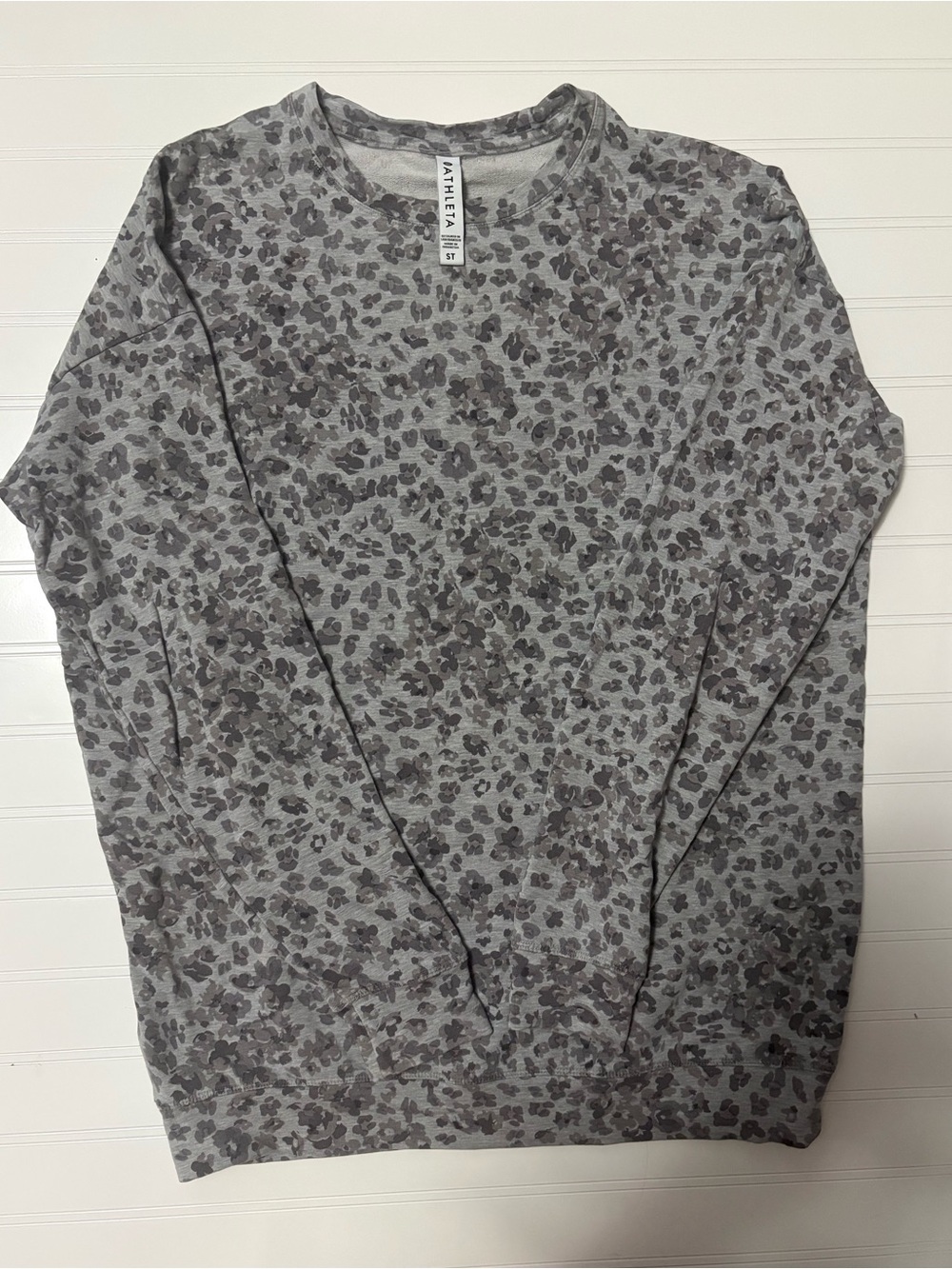 Athleta Grey Leopard-Print Long Sleeve Crew Top